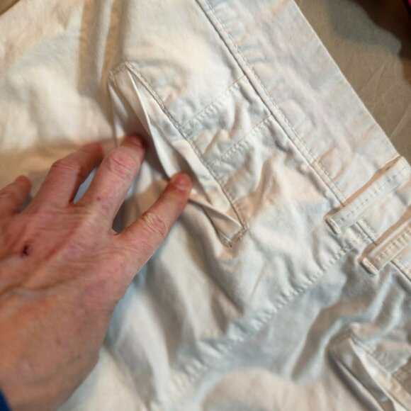 TWO Pairs Khaki Shorts- Maurice's SIZE 9/10 Watermelon AND Old Navy SIZE 8 White - Picture 9 of 13